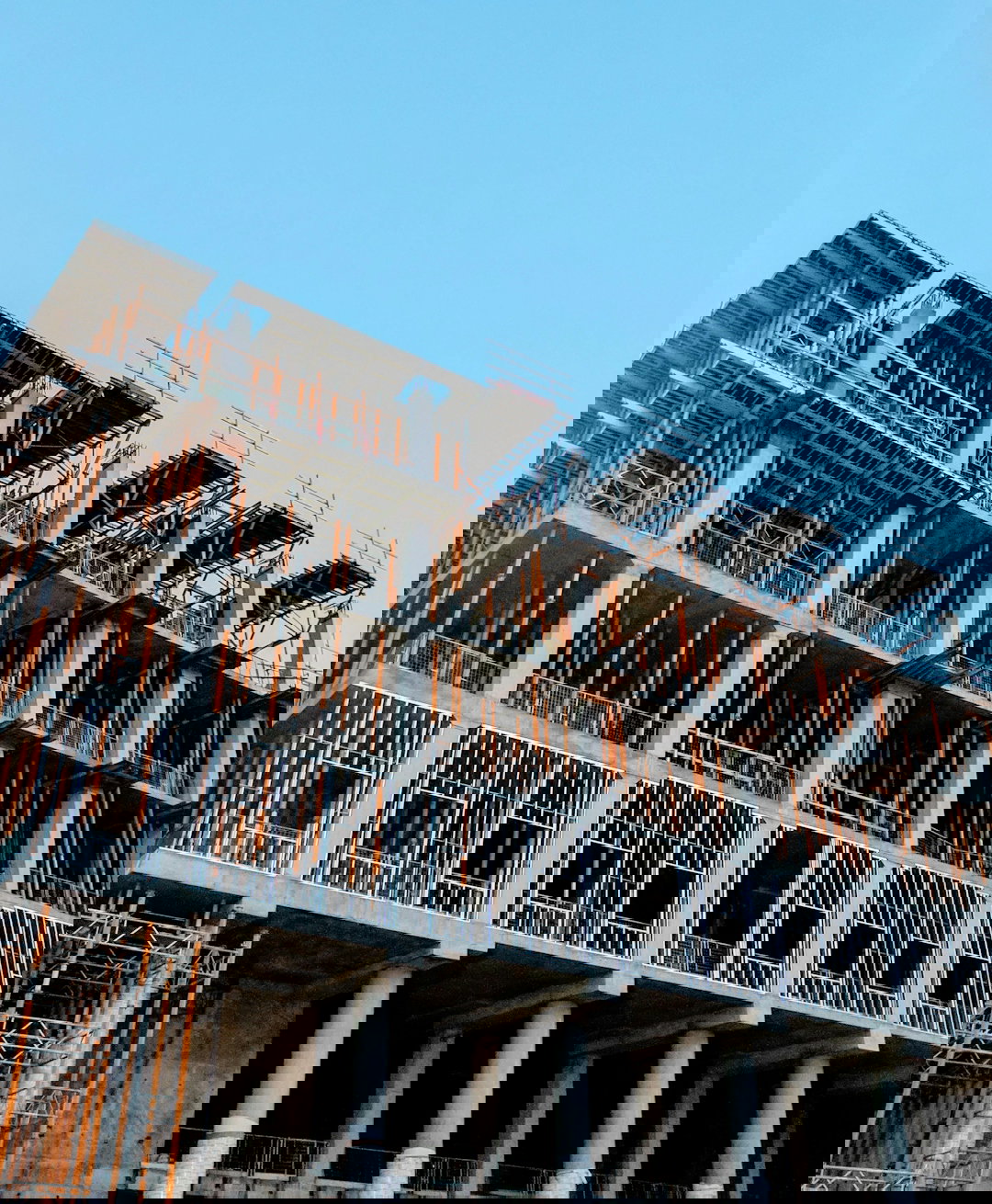 gray concrete building under construction